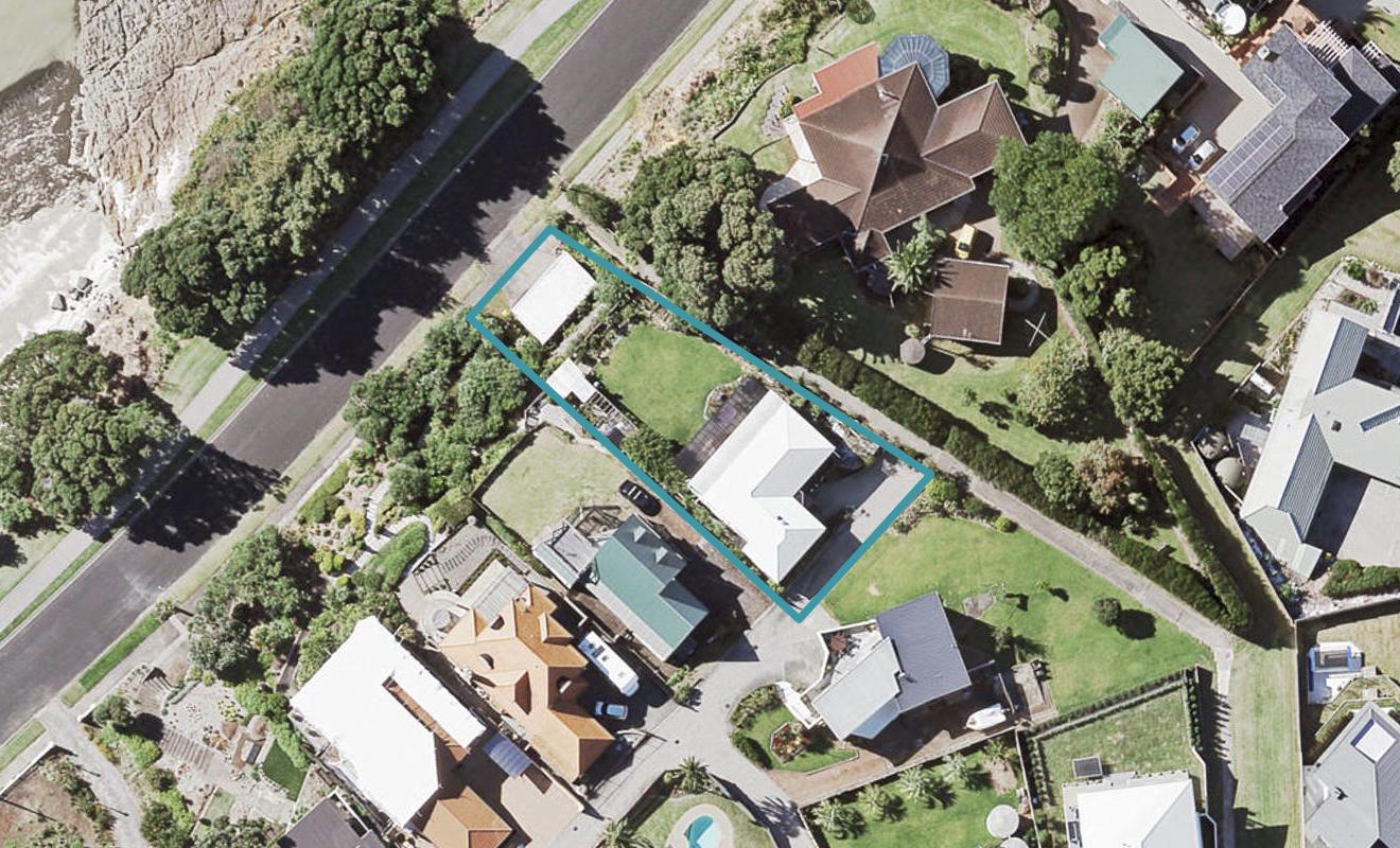 19 Omana Esplanade, Maraetai, Auckland - Carousel 1