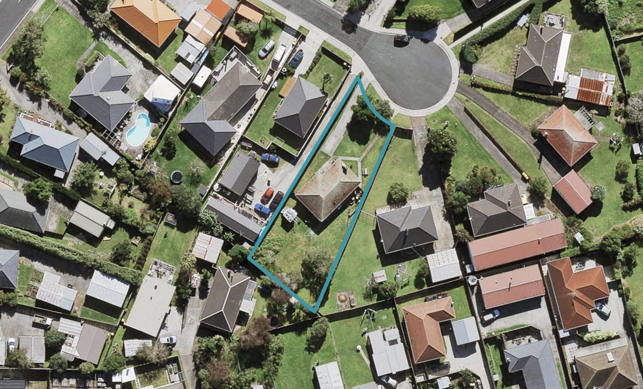 7 Shamrock Lane, Te Atatu Peninsula, Auckland - Carousel 1