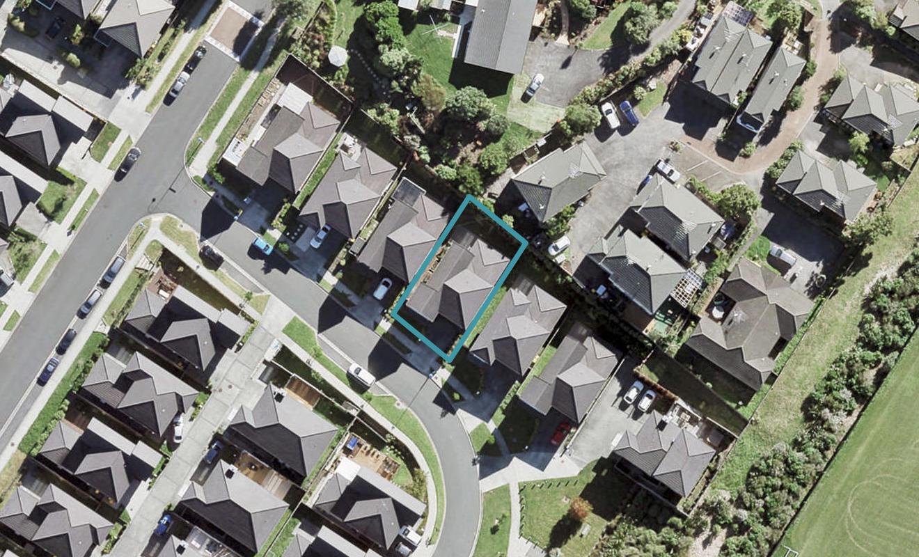 8 Horizon View Road, Oteha, Auckland - Carousel 1