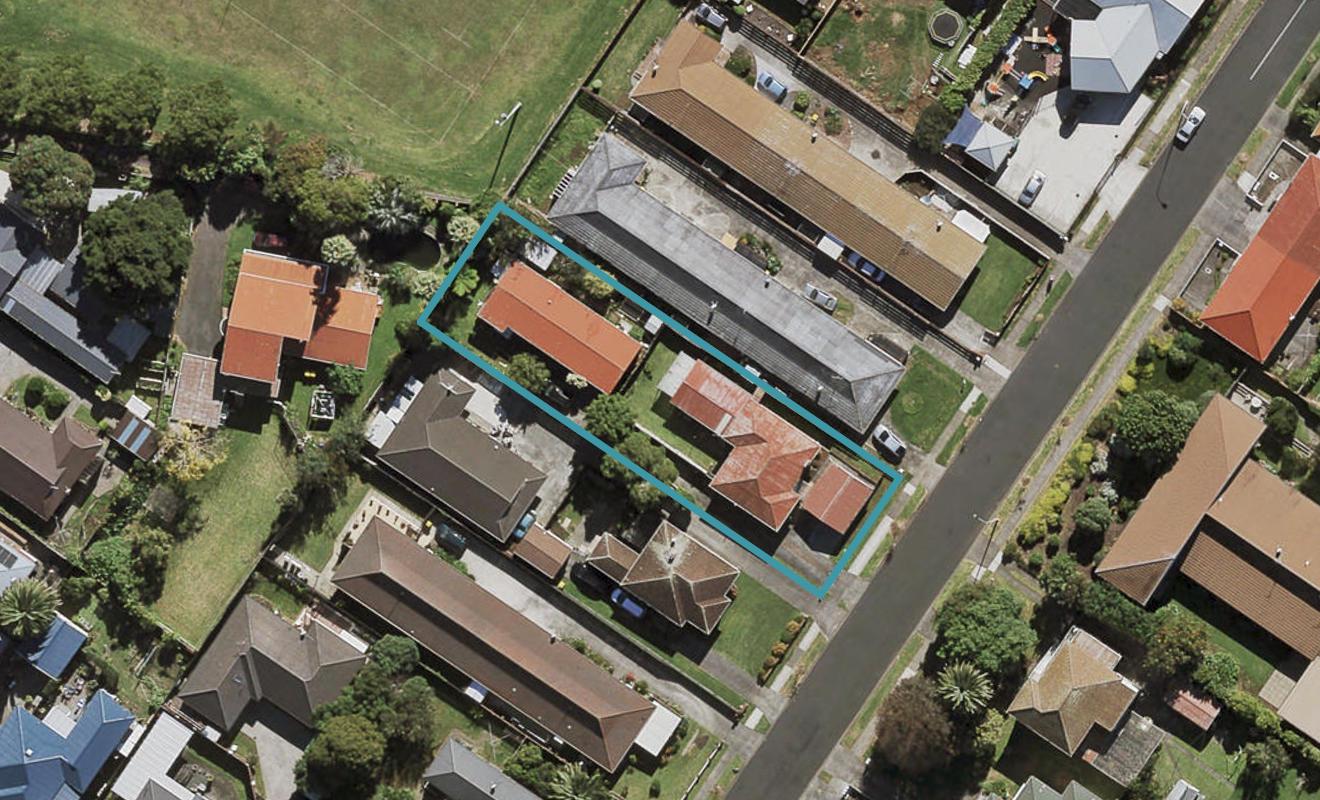 1/64 Glen Avenue, Papatoetoe, Auckland - Carousel 1