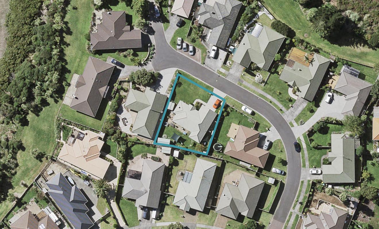 6 Kalgan Place, Burswood, Auckland - Carousel 1