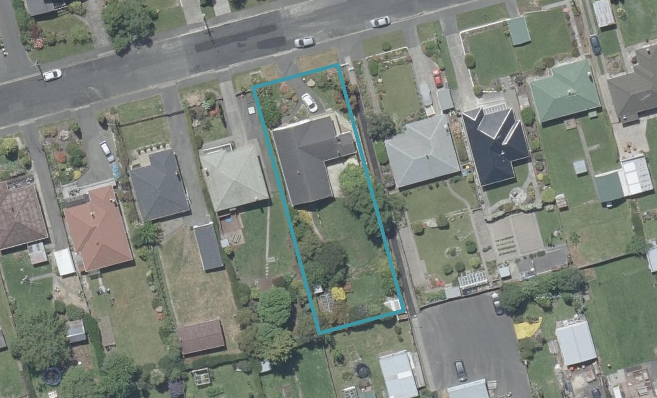 26 Martin Road, Fairfield, Dunedin - Carousel 1