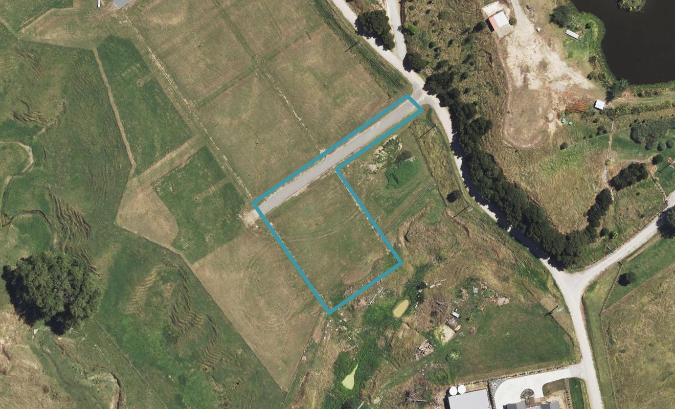70 Scarlys Way, Okitu, Gisborne - Carousel 1