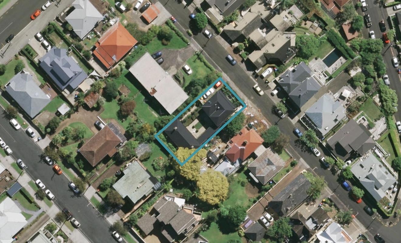 7 Mamie Street, Remuera, Auckland - Carousel 1
