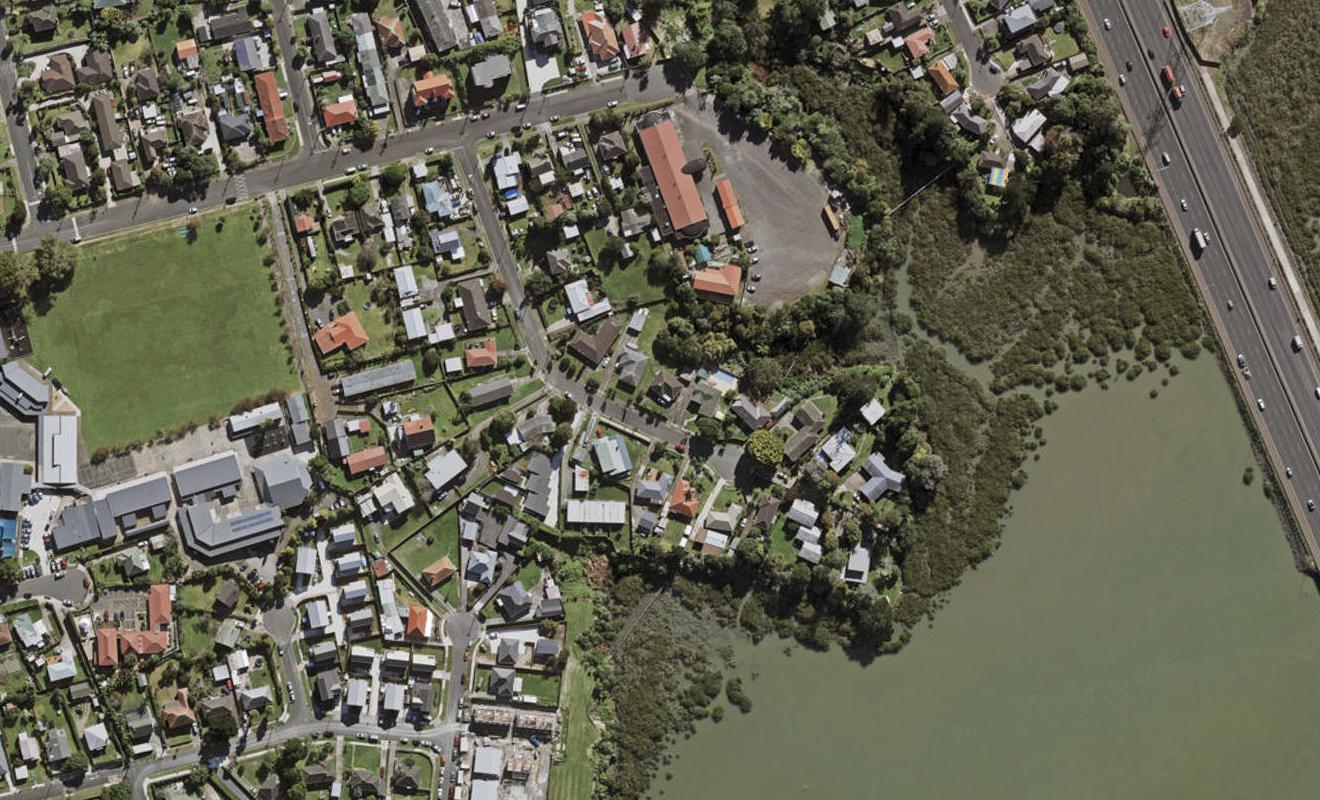 10 Monterey Avenue, Otahuhu, Auckland - Carousel 1