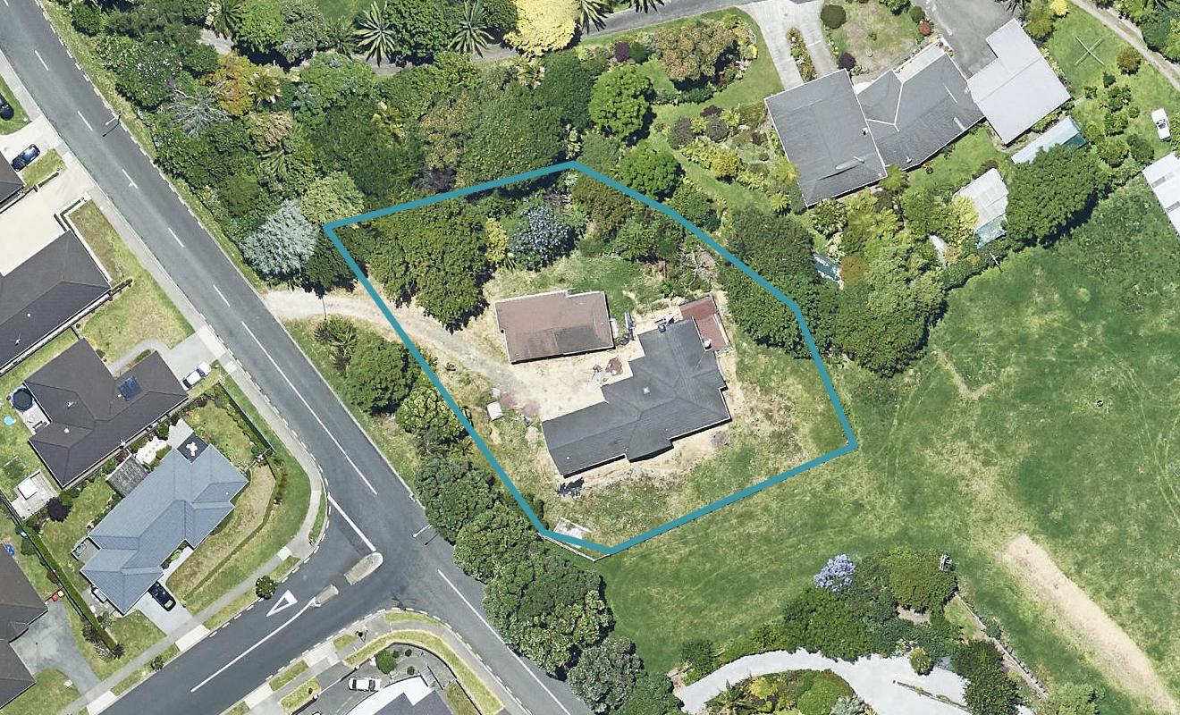 163 Waikite Road, Welcome Bay, Tauranga - Carousel 1