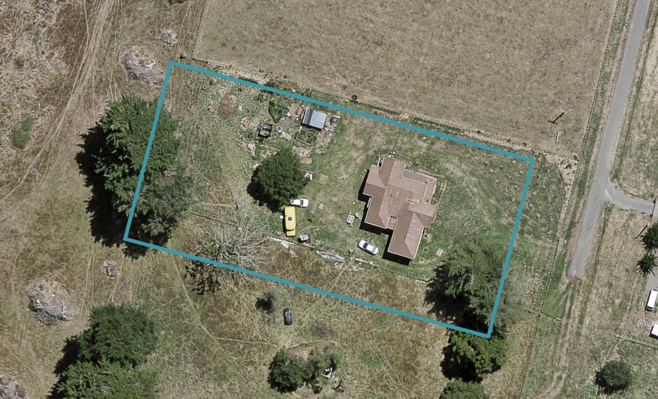 21 Lyall Street, Waipawa - Carousel 1