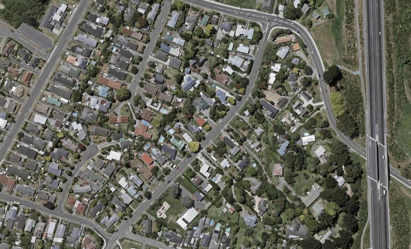 215 Matai Road, Raumati Beach, Paraparaumu - Carousel 1