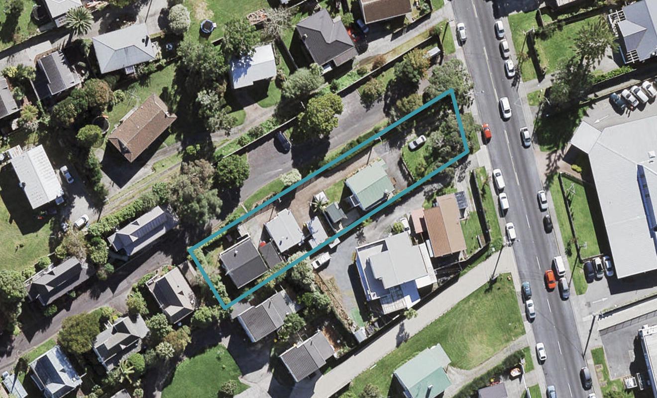 1/58 Birkdale Road, Birkdale, Auckland - Carousel 1