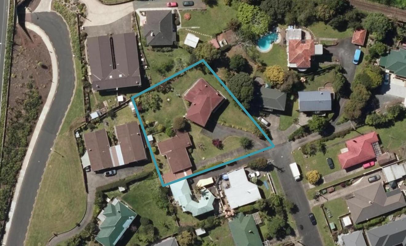 2/33 Mcclintock Street, Whau Valley, Whangarei - Carousel 1