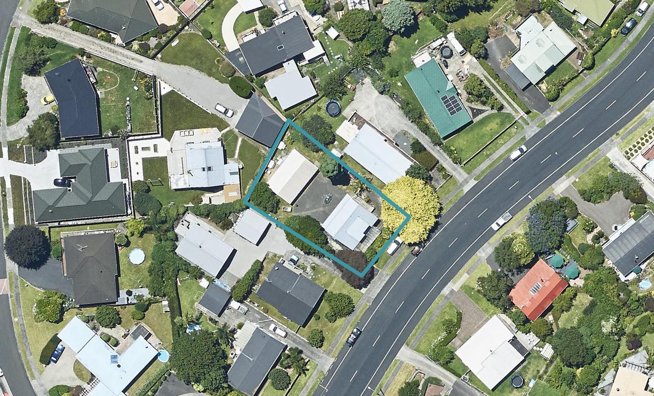 14 Victory Street, Welcome Bay, Tauranga - Carousel 1