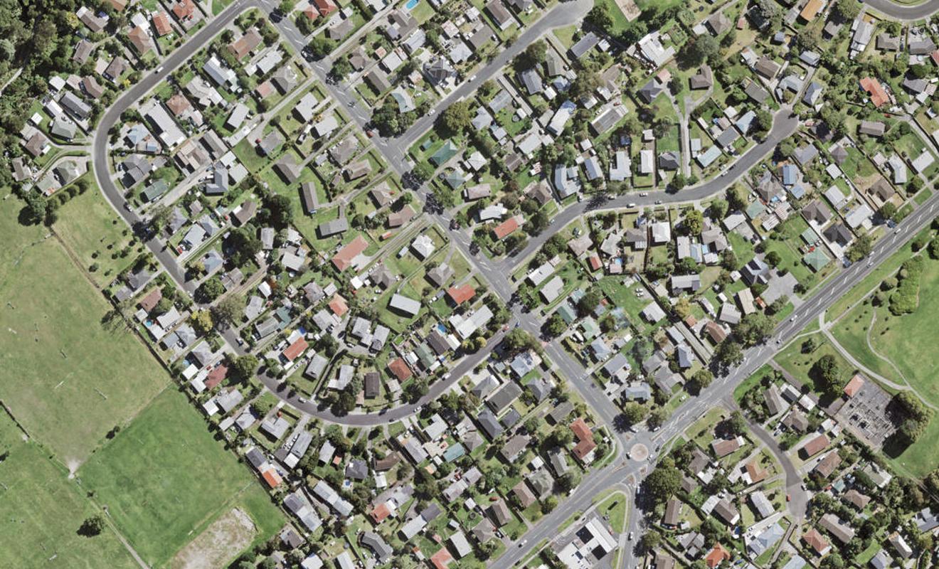 16 Border Road, Henderson, Auckland - Carousel 1