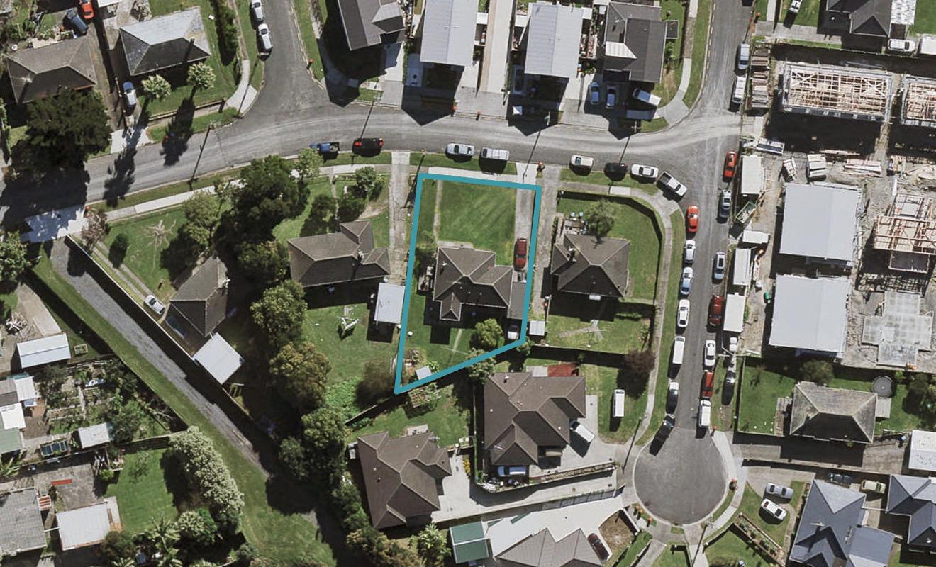 17 Ronaki Road, Otahuhu, Auckland - Carousel 1