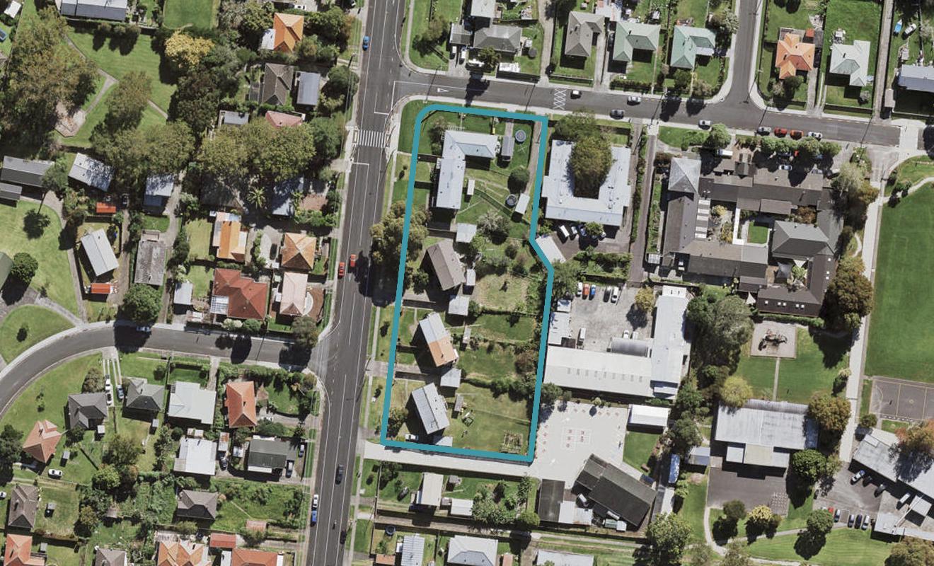 104/177 Lake Road, Northcote, Auckland - Carousel 1