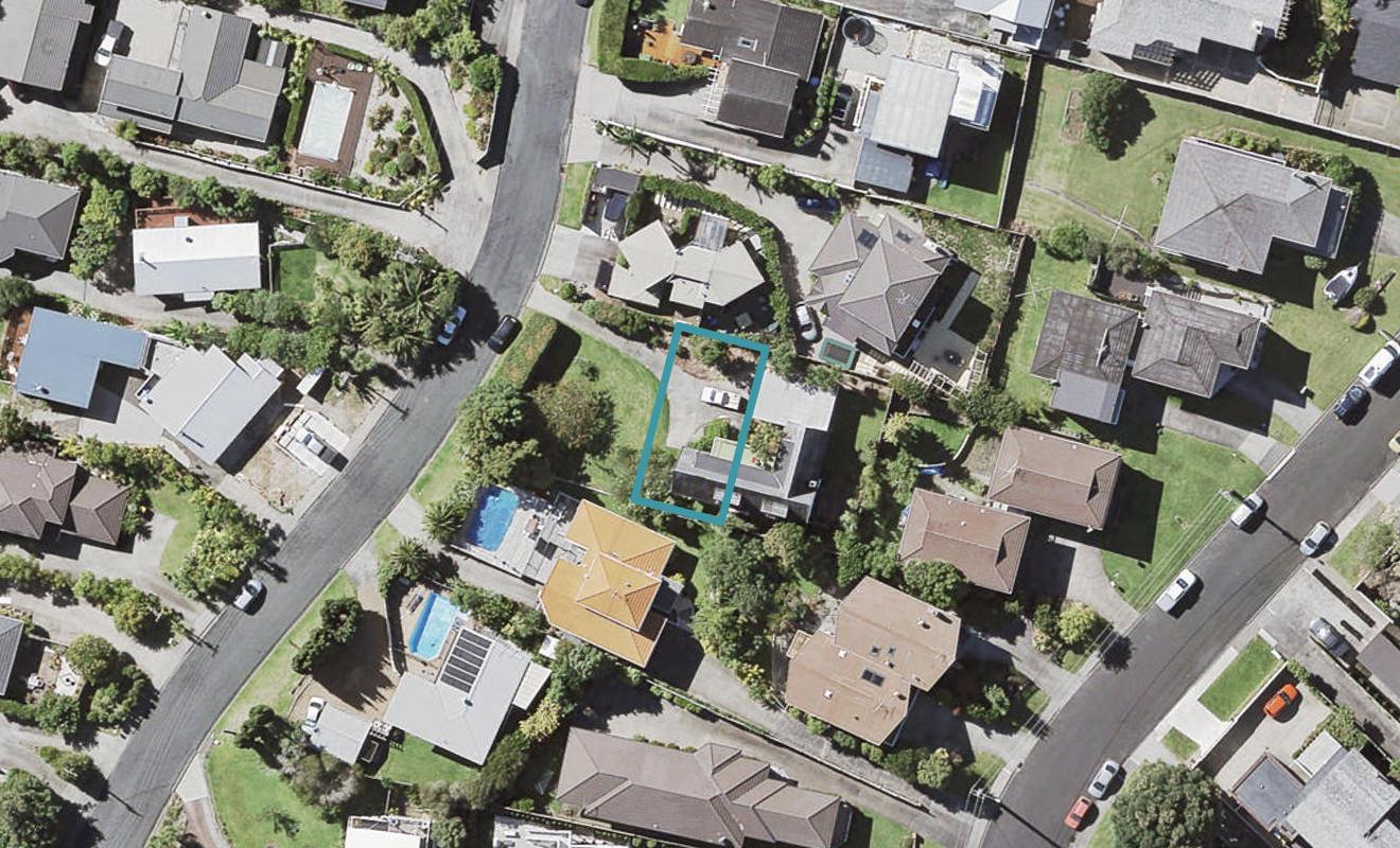 17B Heathcote Road, Castor Bay, Auckland - Carousel 1