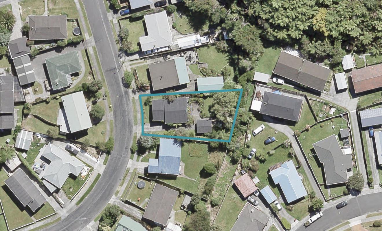 21 Christchurch Crescent, Kelson, Lower Hutt - Carousel 1