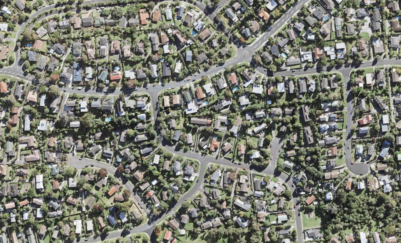 2/8 Cranston Street, Torbay, Auckland - Carousel 1