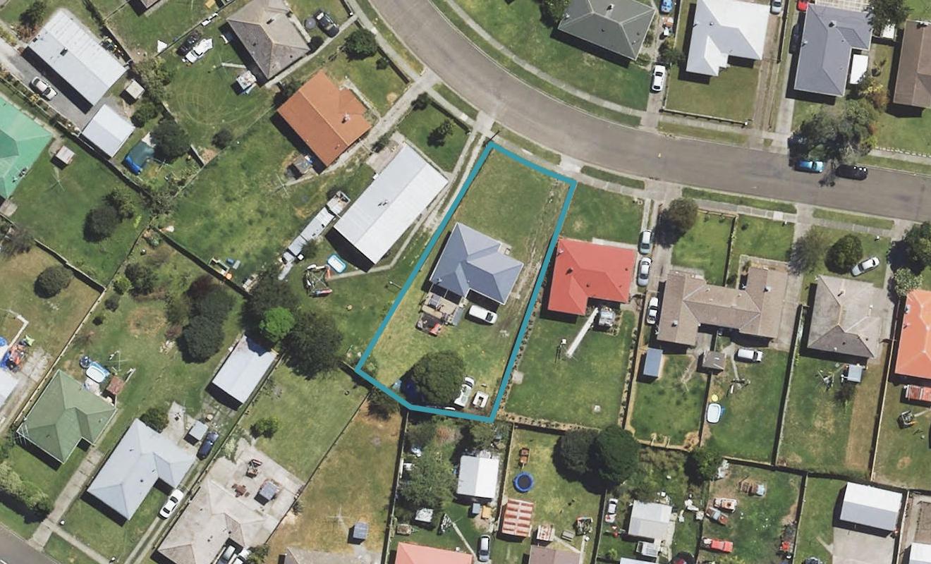 9 Edison Street, Outer Kaiti, Gisborne - Carousel 1