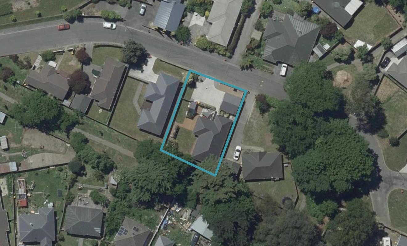 8 Laura Kent Place, Woolston, Christchurch - Carousel 1