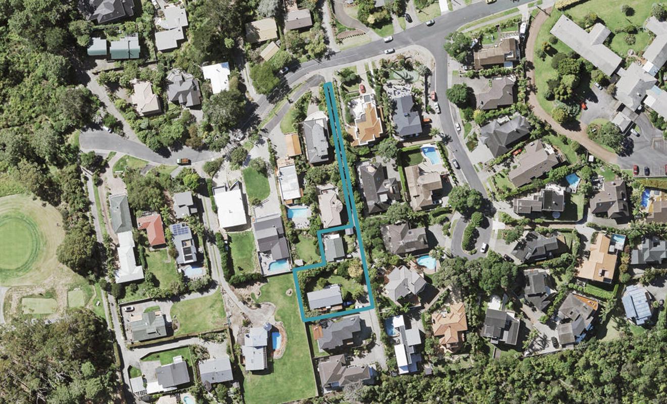 2/0 Park Rise, Campbells Bay, Auckland - Carousel 1