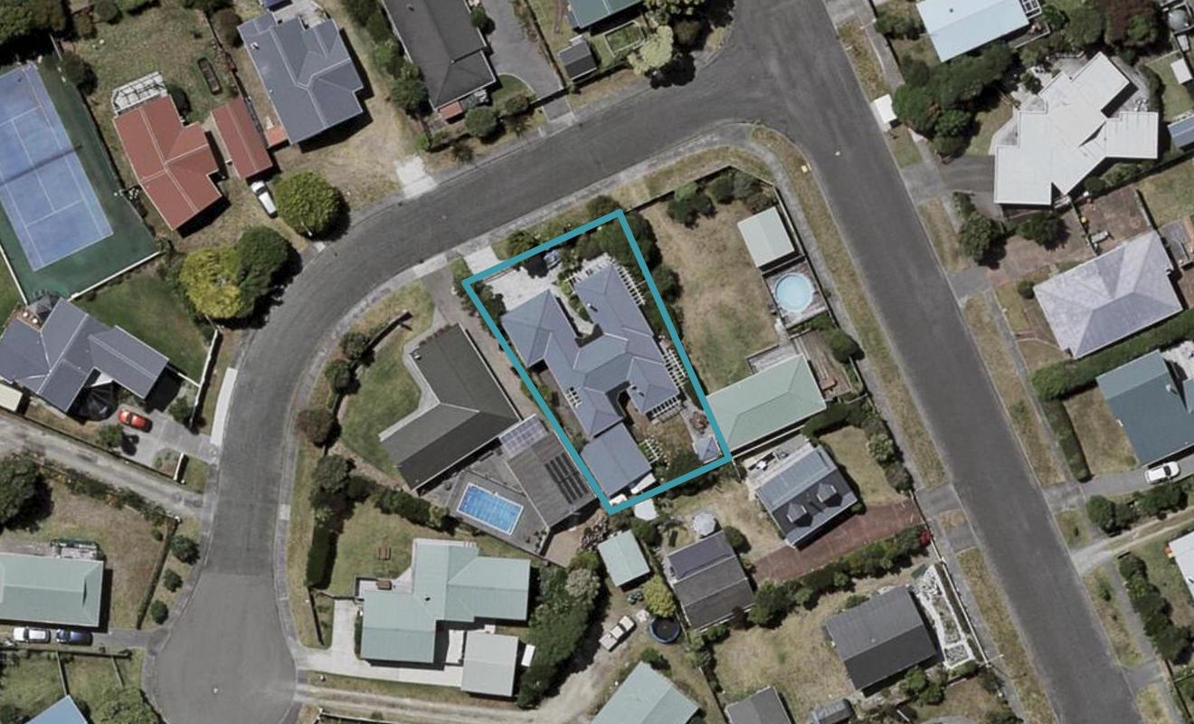 3 Adrian Grove, Waikanae Beach, Waikanae - Carousel 1