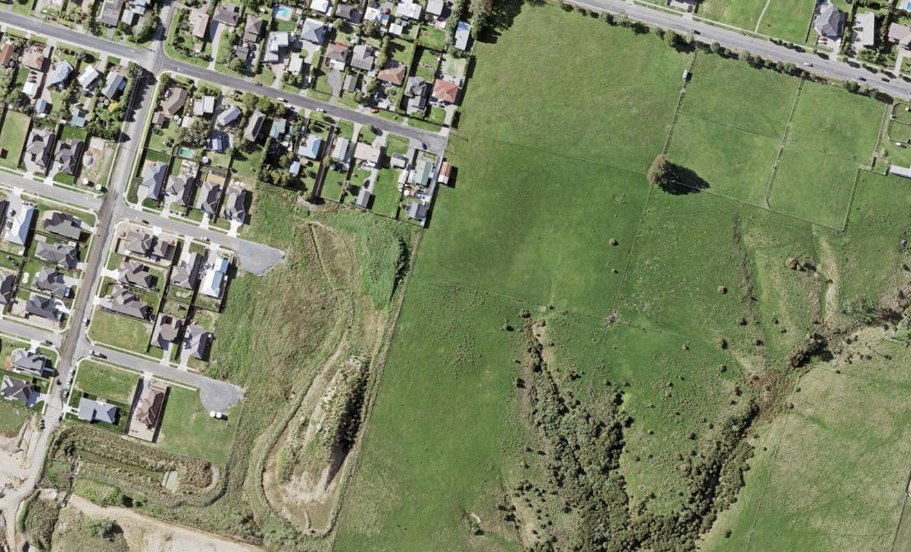 100 Seventh View Avenue, Beachlands, Auckland - Carousel 1