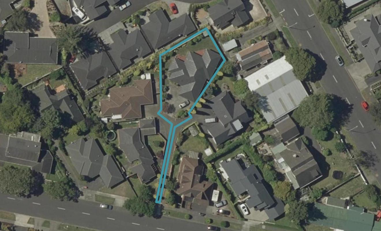 2 Conifer Court, Hokowhitu, Palmerston North - Carousel 1