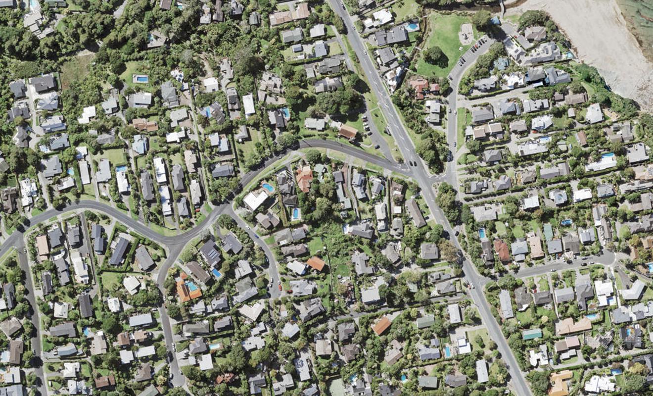 4/8 Park Rise, Campbells Bay, Auckland - Carousel 1