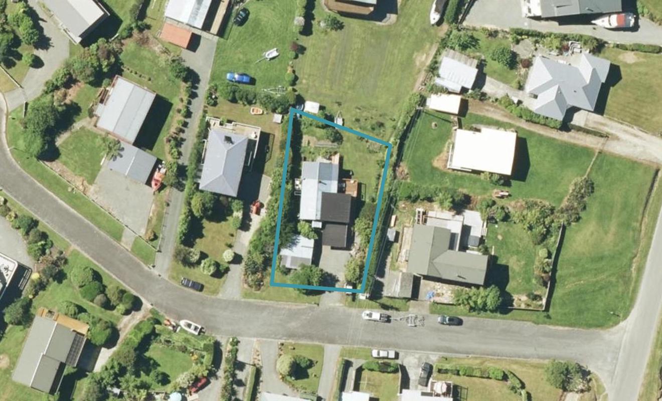 4 Thompson Place, Picton - Carousel 1