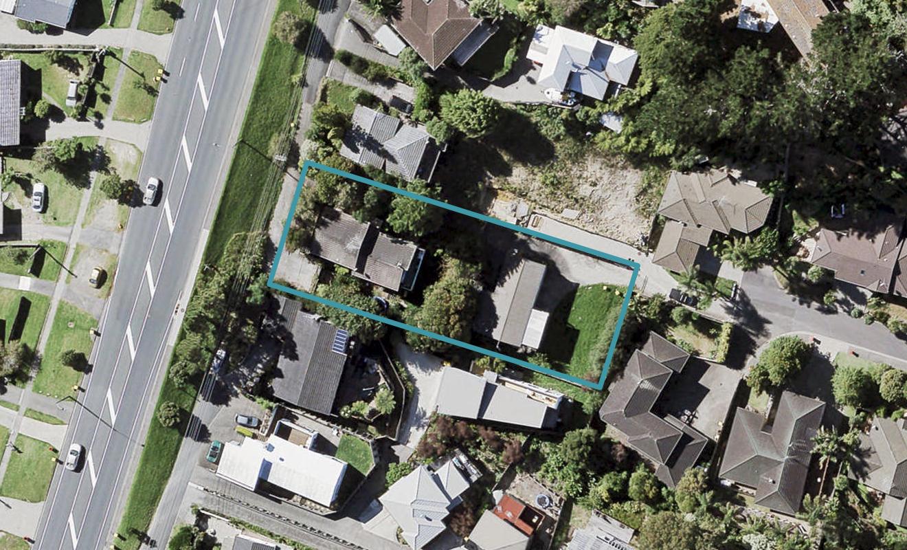 2/697 East Coast Road, Browns Bay, Auckland - Carousel 1