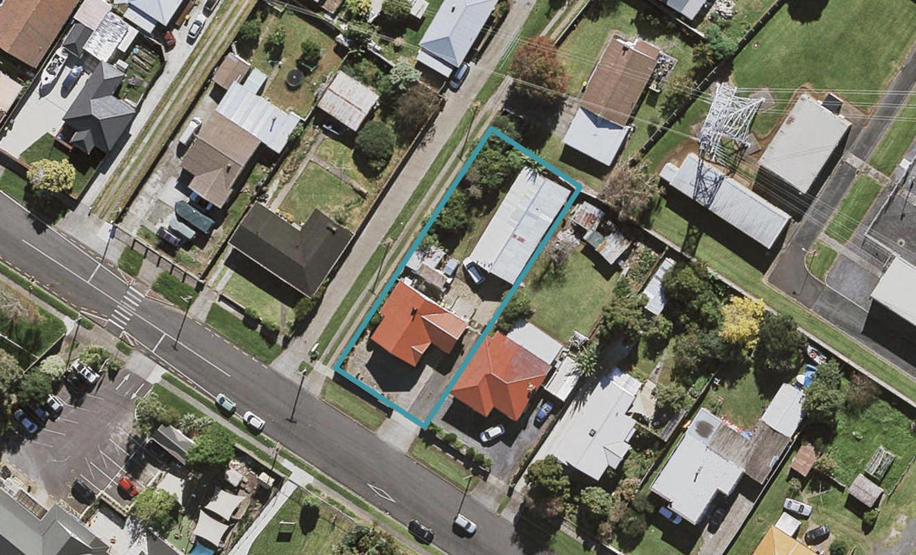 15 Ferguson Street, Mangere East, Auckland - Carousel 1