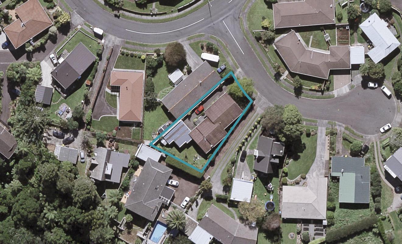 3 Alpine Grove, Upper Vogeltown, New Plymouth - Carousel 1