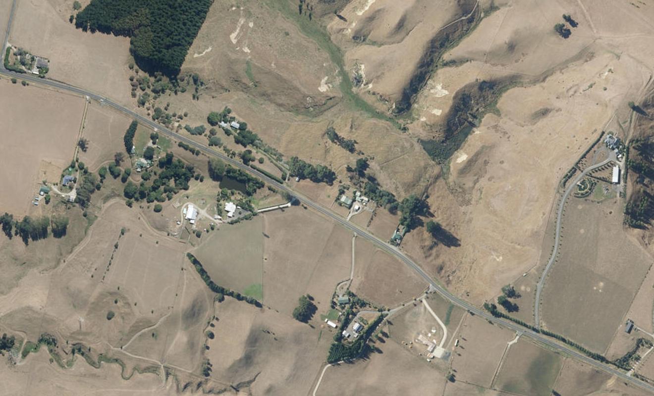 557 No 2 Line, Okoia, Whanganui - Carousel 1