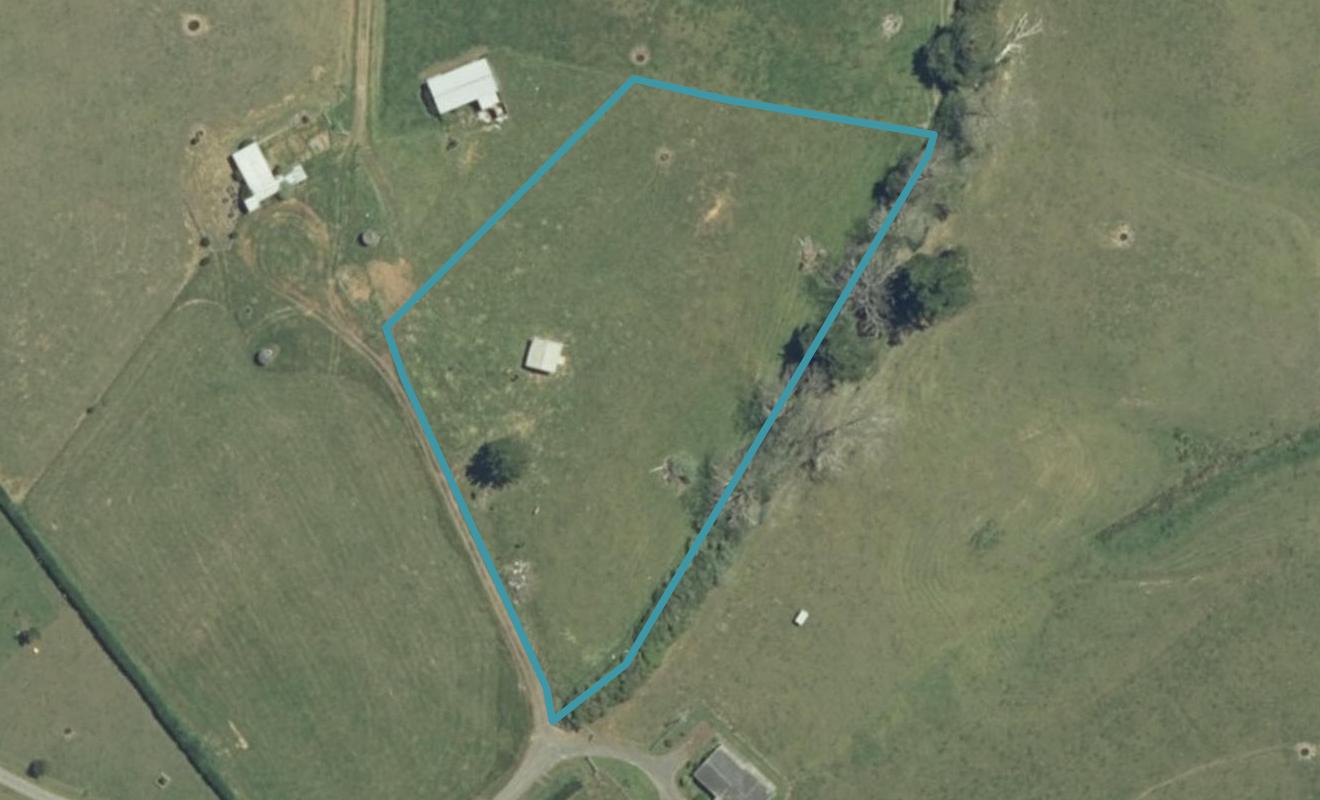 147 Okowhao Road - Carousel 1