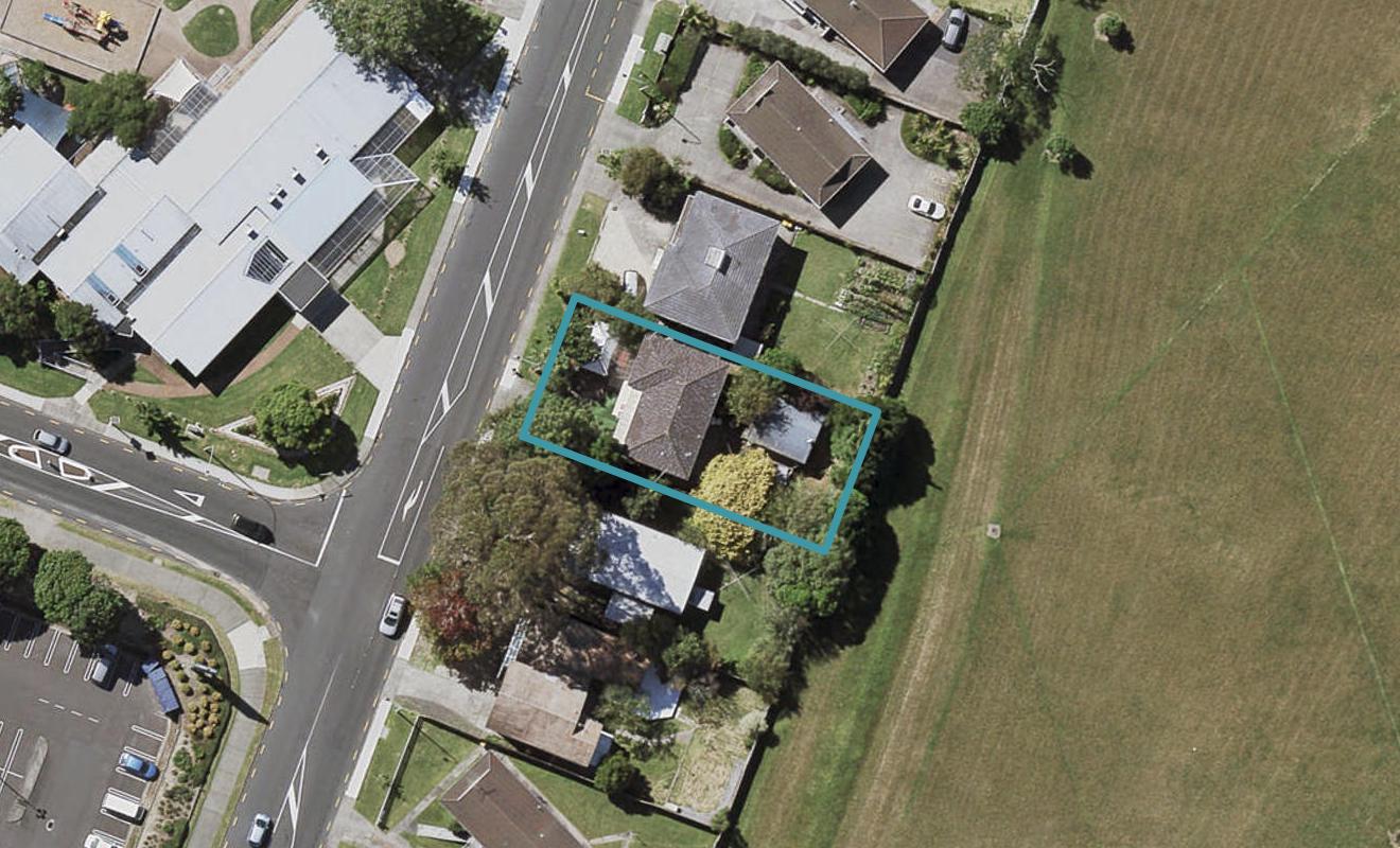 101 Sunnynook Road, Forrest Hill, Auckland - Carousel 1
