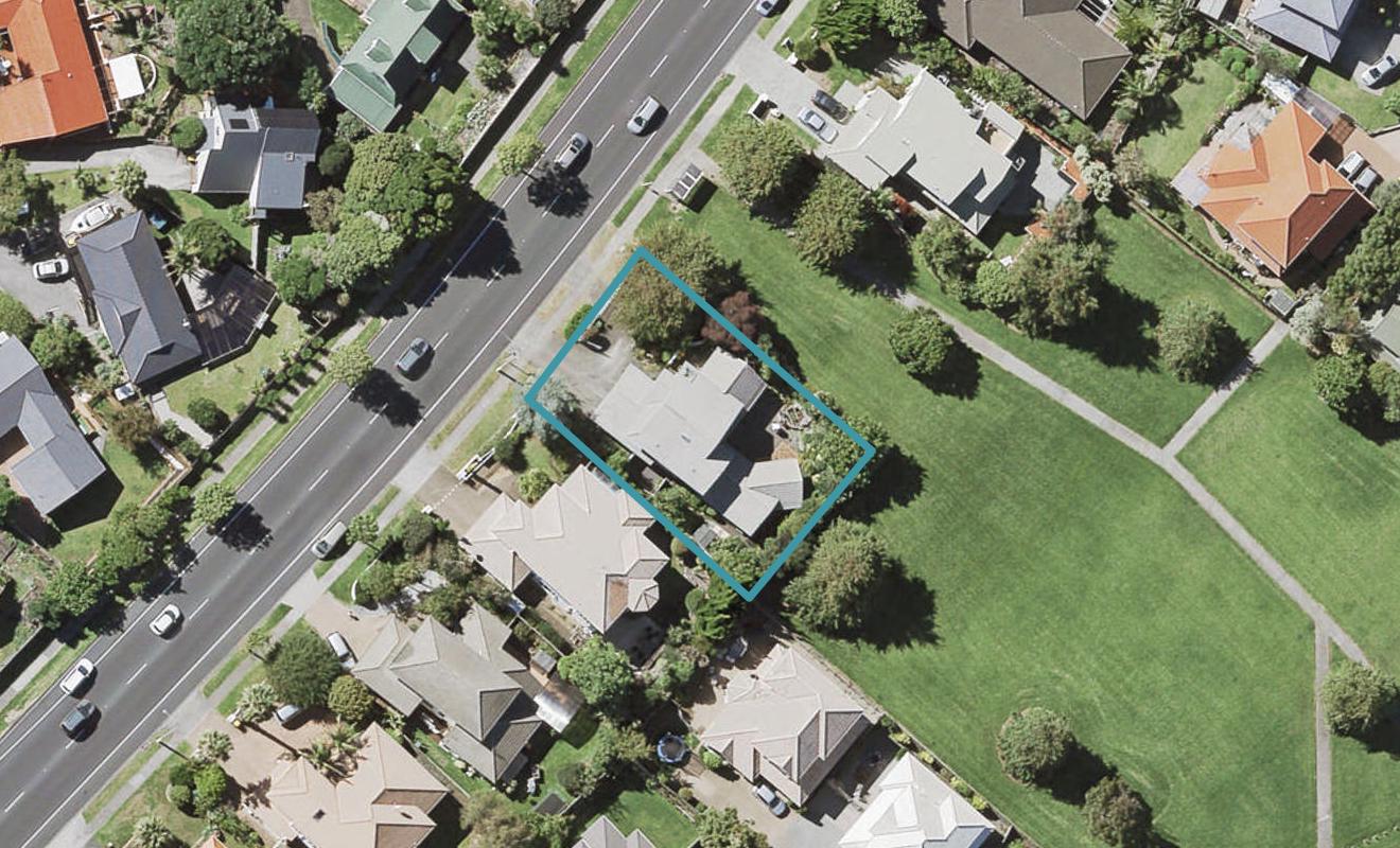 38 Whitford Road, Botany Downs, Auckland - Carousel 1