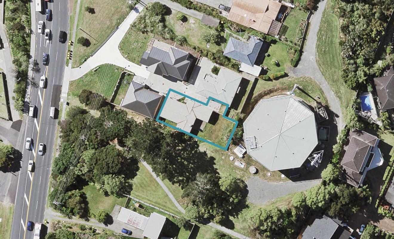 517A East Coast Road, Murrays Bay, Auckland - Carousel 1
