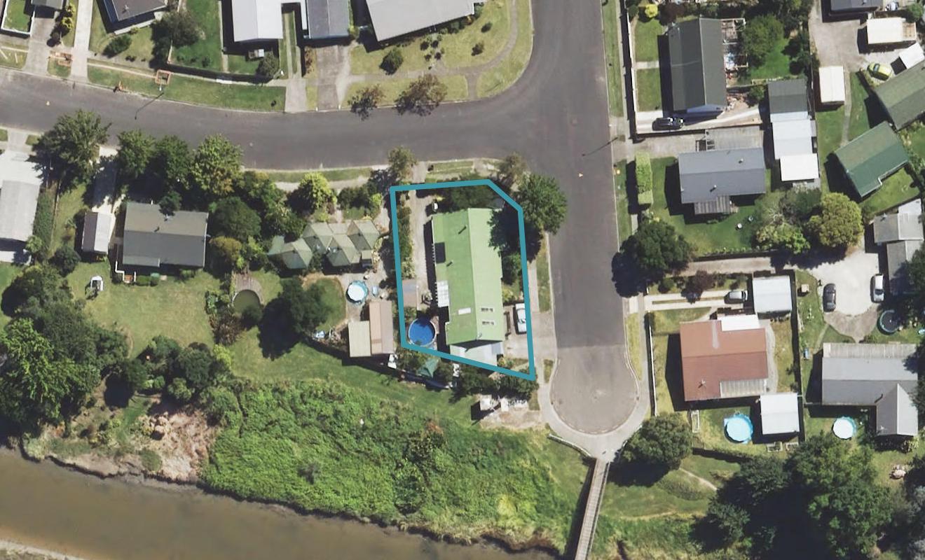13 Campion Road, Riverdale, Gisborne - Carousel 1