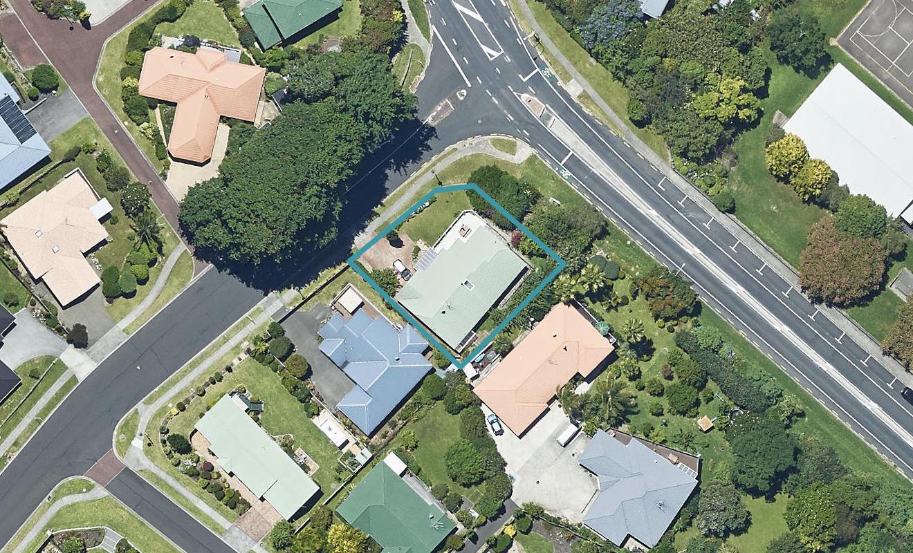 1 Village Park Drive, Welcome Bay, Tauranga - Carousel 1