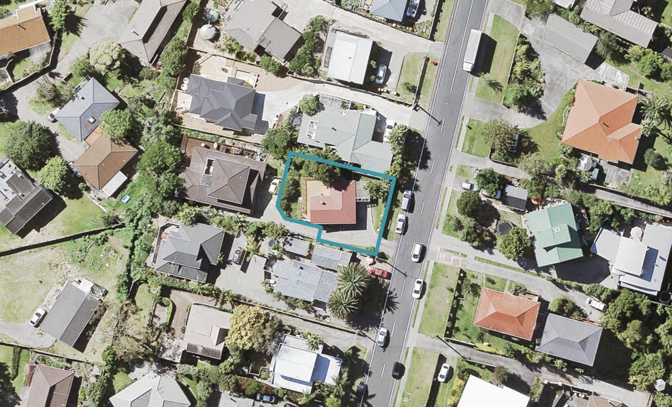 109 Arran Road, Browns Bay, Auckland - Carousel 1