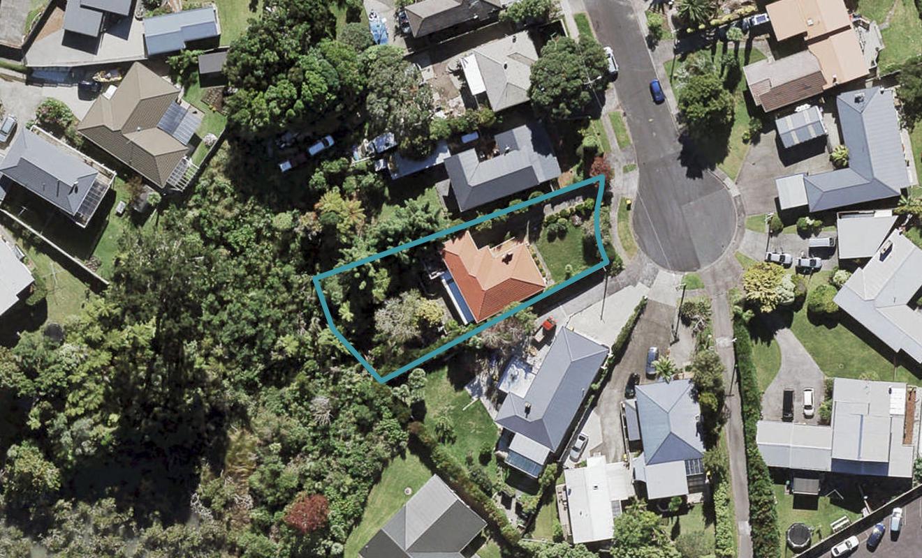 57 Covil Avenue, Te Atatu South, Auckland - Carousel 1