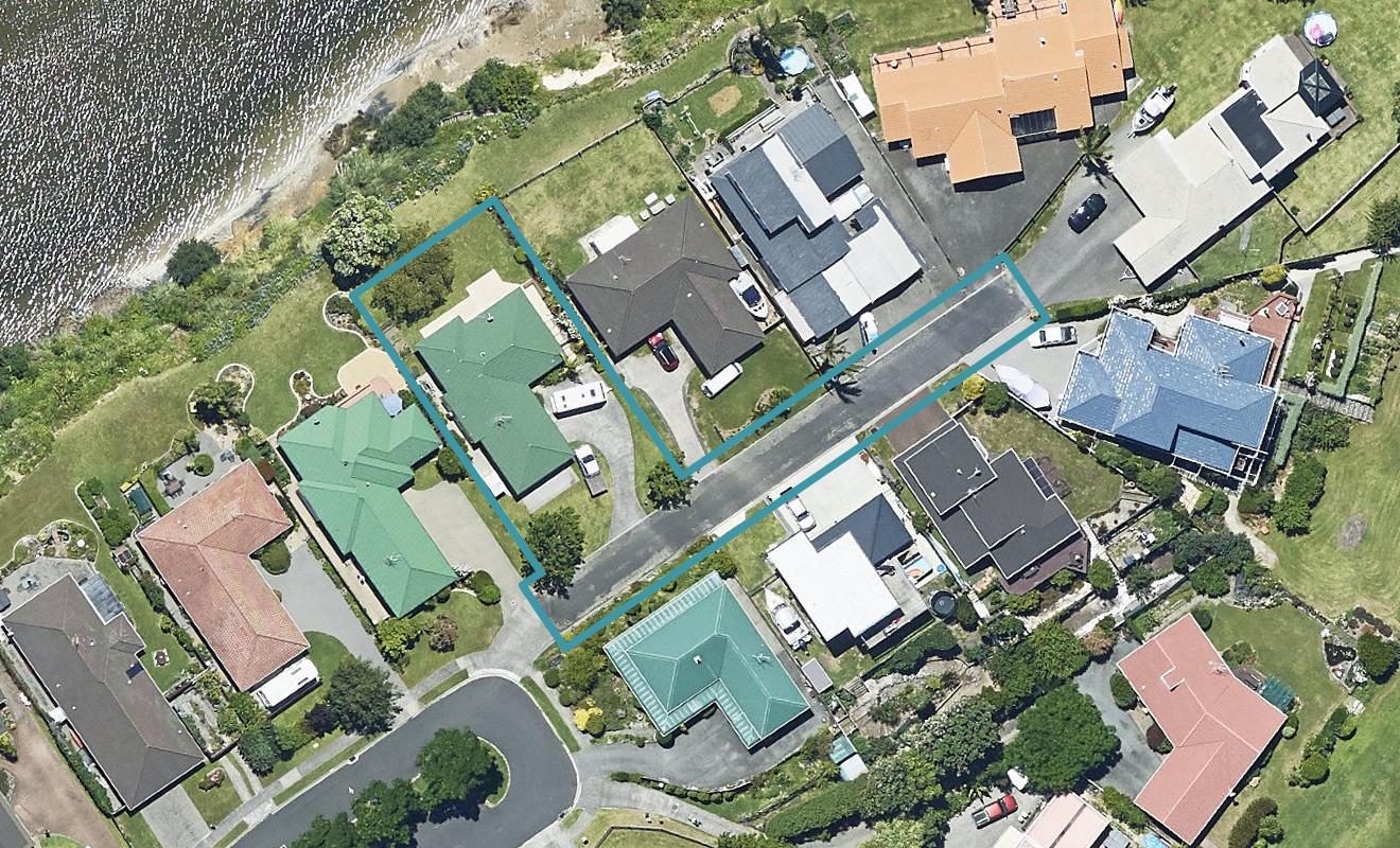 117 College Place, Poike, Tauranga - Carousel 1