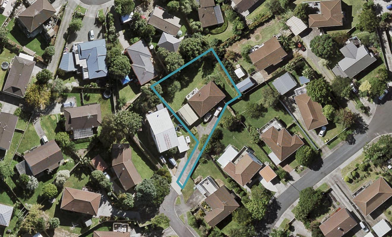 4 Andros Place, Unsworth Heights, Auckland - Carousel 1