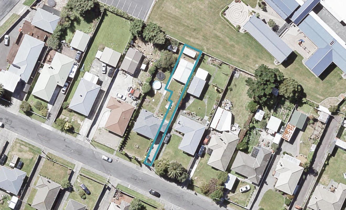 9E Hinau Grove, Wainuiomata, Lower Hutt - Carousel 1