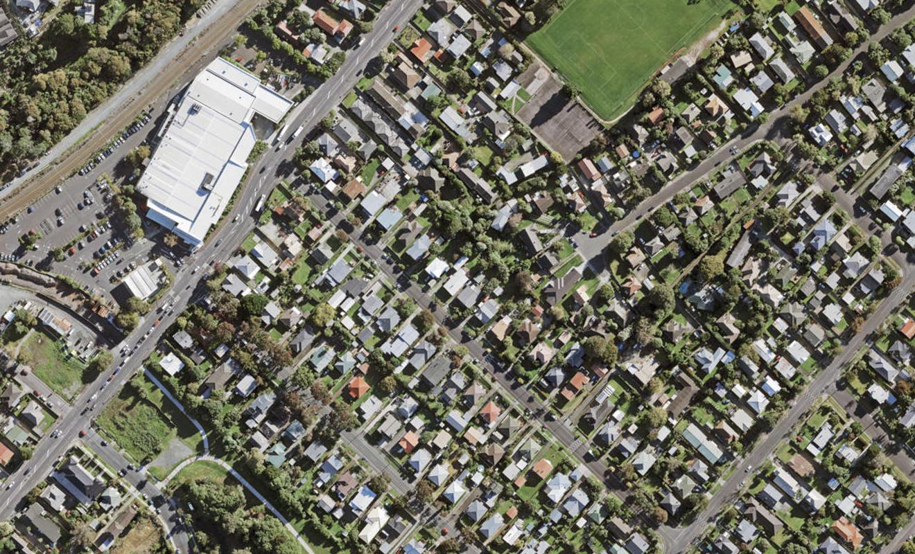 14B Ennismore Road, Mount Albert, Auckland - Carousel 1