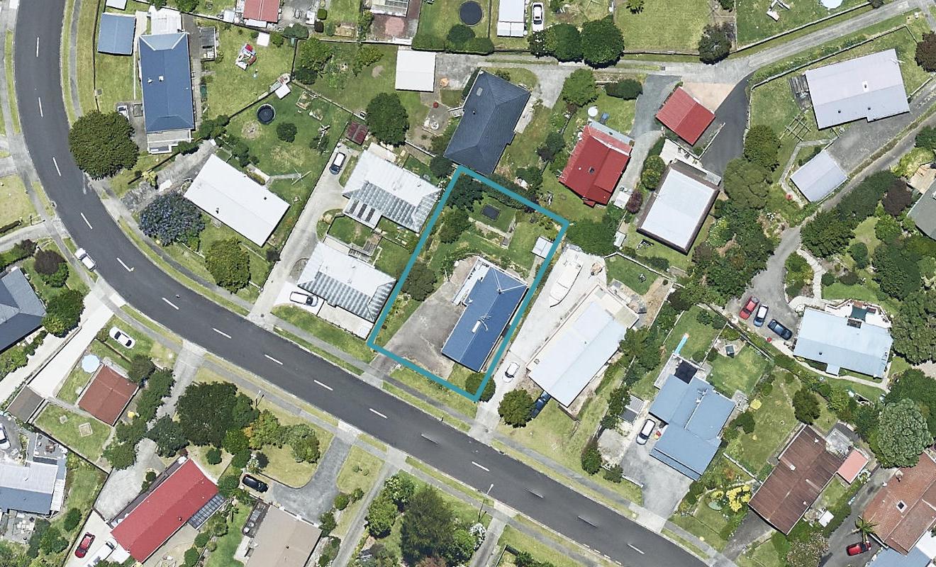 7 Langstone Street, Welcome Bay, Tauranga - Carousel 1
