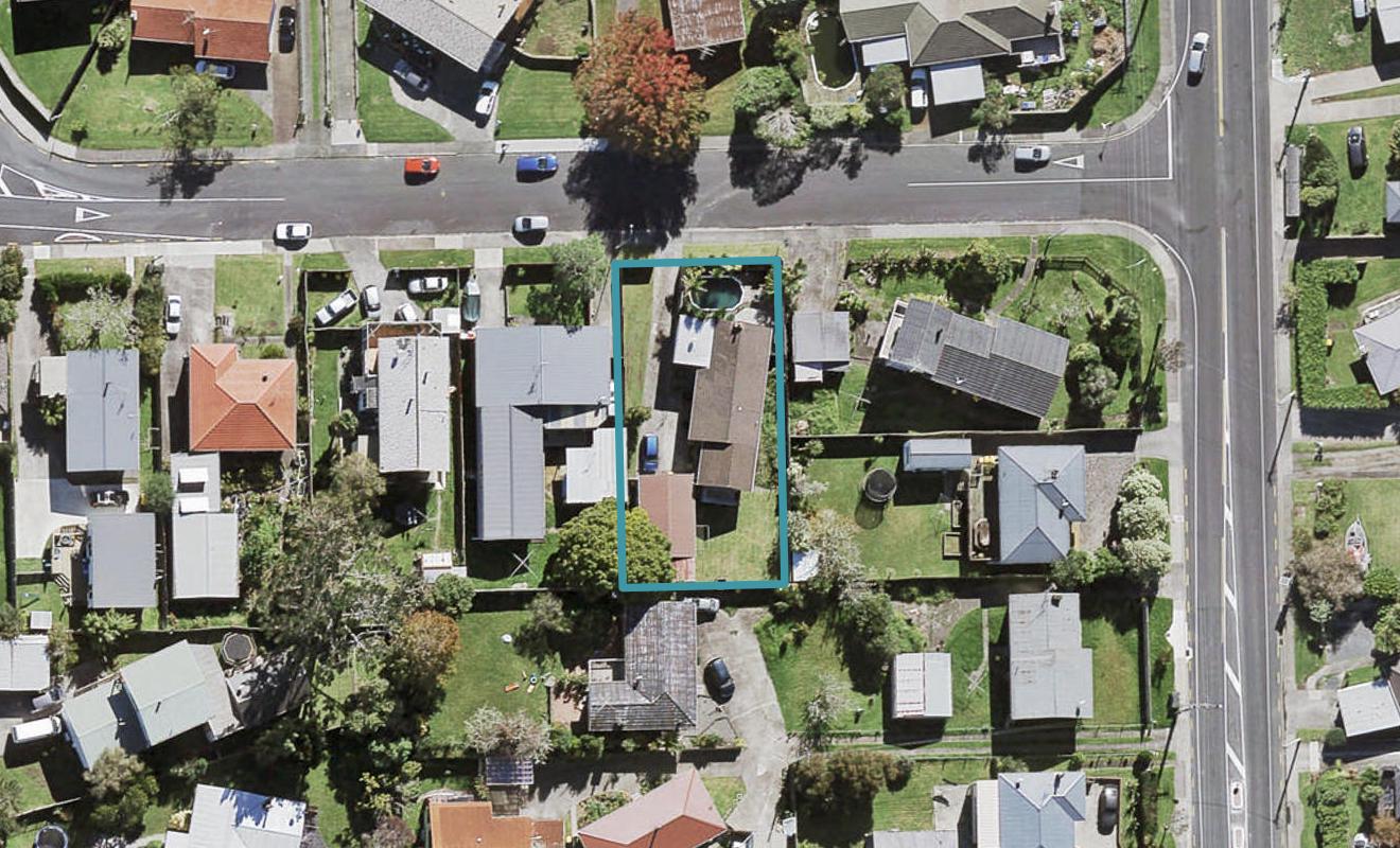 4 Flaxdale Street, Birkdale, Auckland - Carousel 1