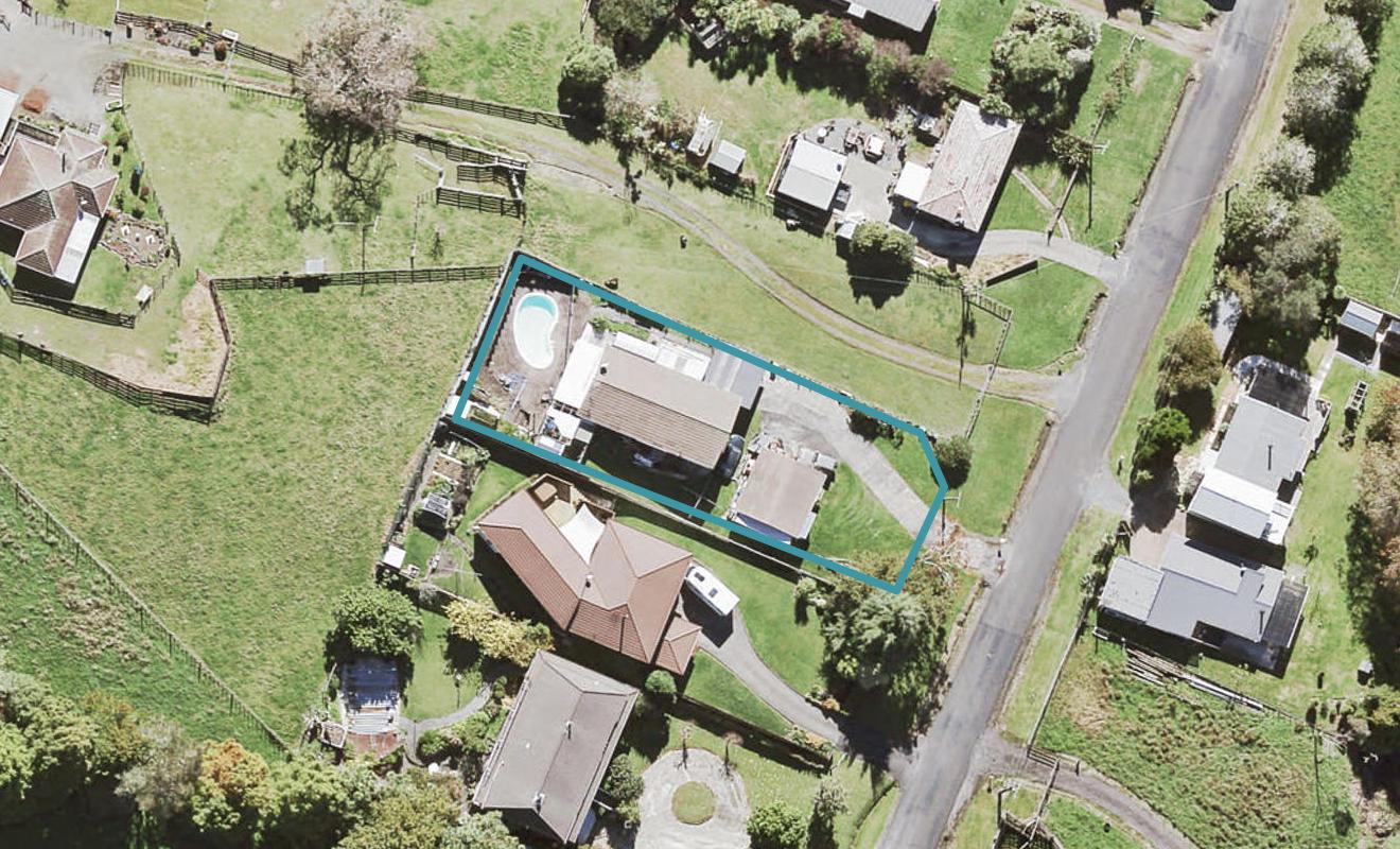 23 Anzac Valley Road, Waitakere, Auckland - Carousel 1