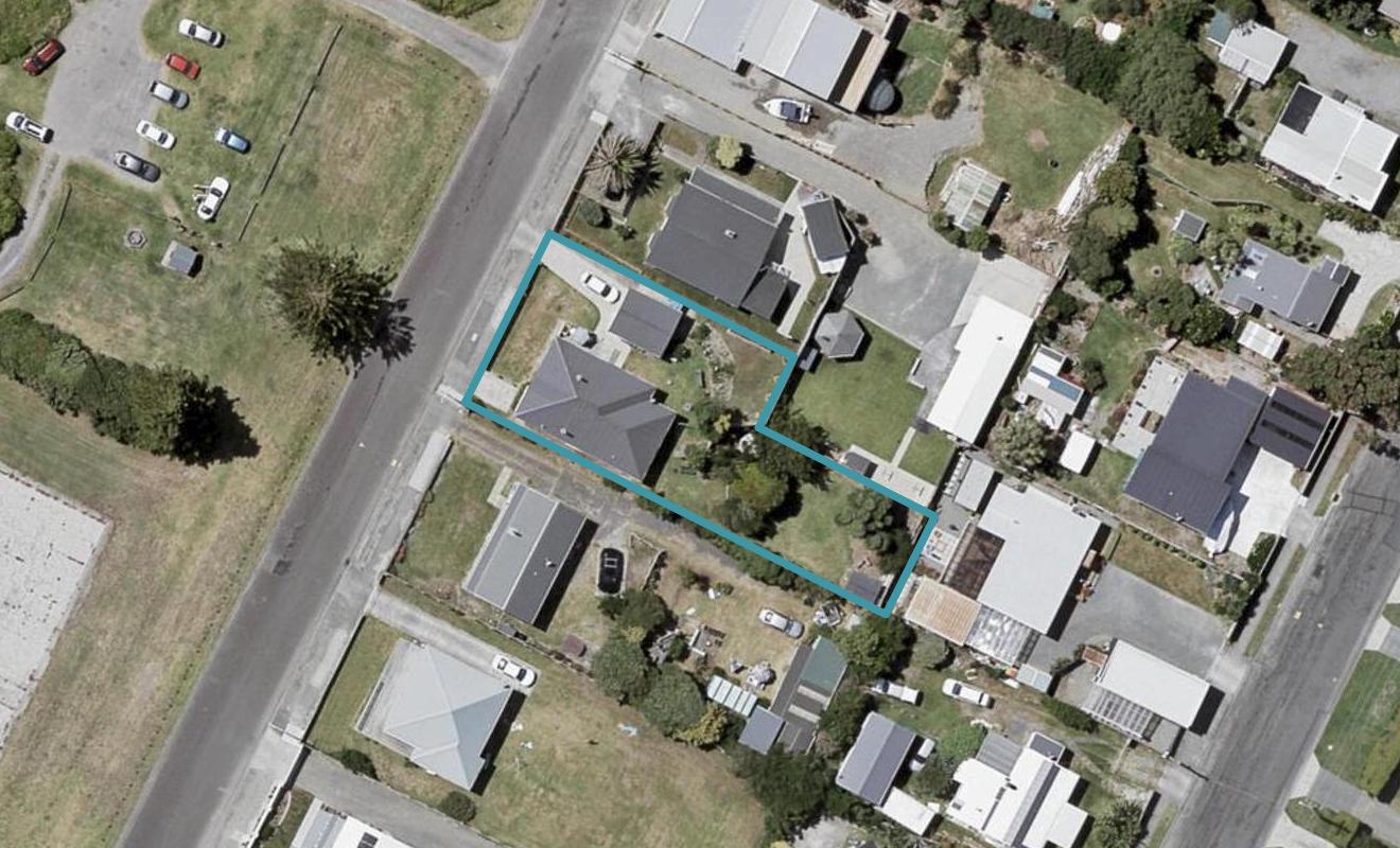 34 Marine Parade, Otaki Beach, Otaki - Carousel 1