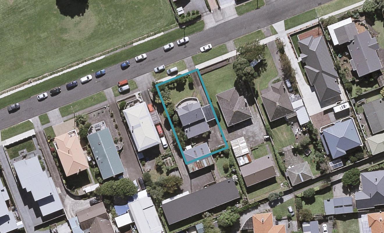 18 Puni Street, Fitzroy, New Plymouth - Carousel 1